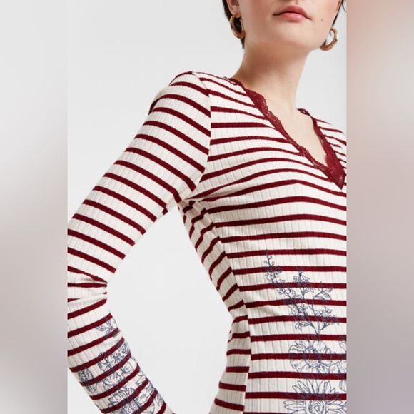 Desigual Women’s Floral Lace Striped Fine Knit Sweater -Made in Portugal- XL - Picture 2 of 13